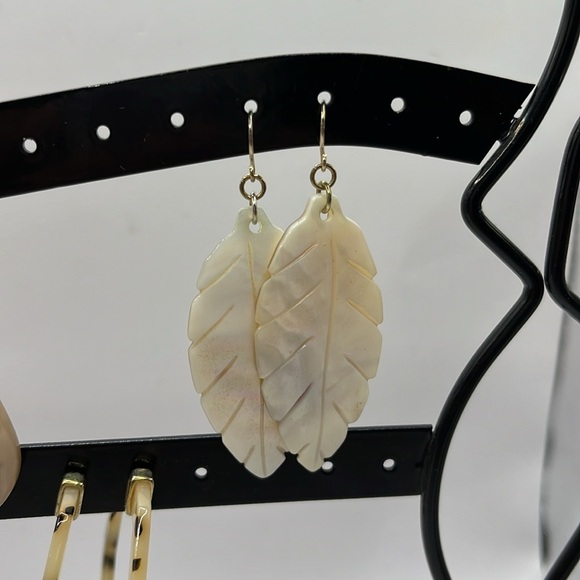 Earrings Resin 5 Pairs Brown Beige Black White Neutral Summer Earrings - Picture 5 of 15